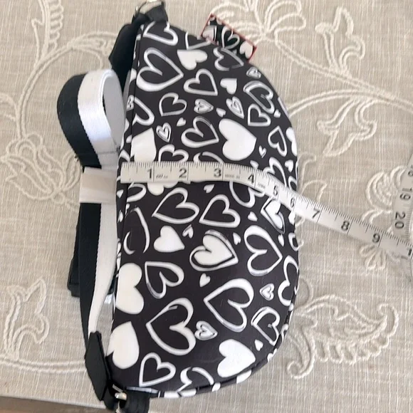 Brighton NWT Endless Love Hearts Nylon Fanny Pack/Belt Bag - Picture 14 of 15